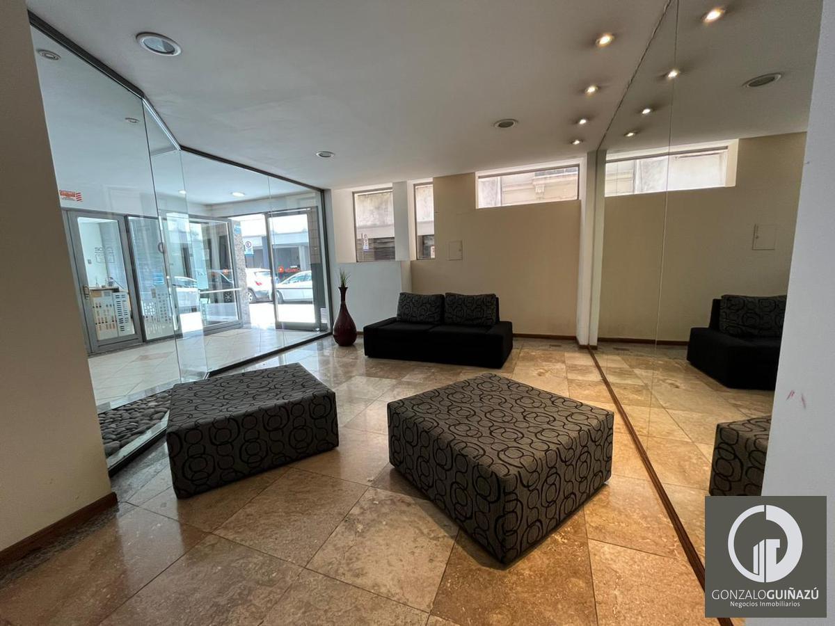 Foto de DEPARTAMENTO VENTA MONOAMBIENTE CONTRAFRENTE CON BALCON MICROCENTRO, imagen 3
