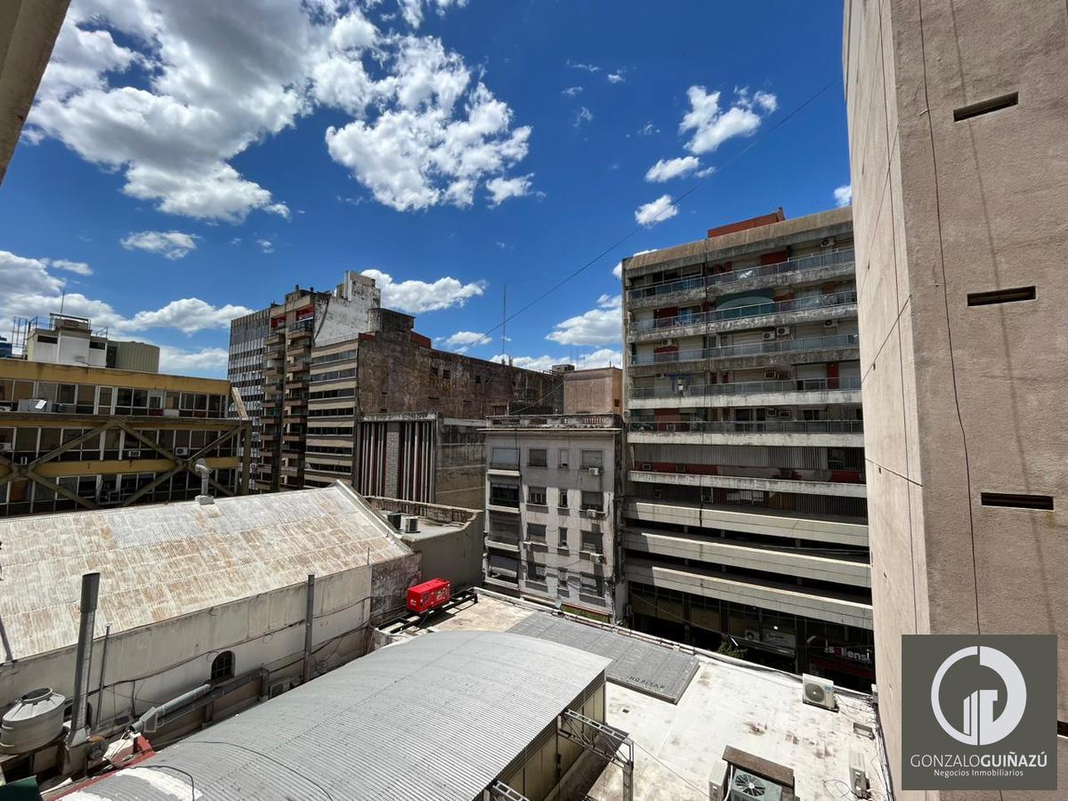 Foto de DEPARTAMENTO VENTA MONOAMBIENTE CONTRAFRENTE CON BALCON MICROCENTRO, imagen 2