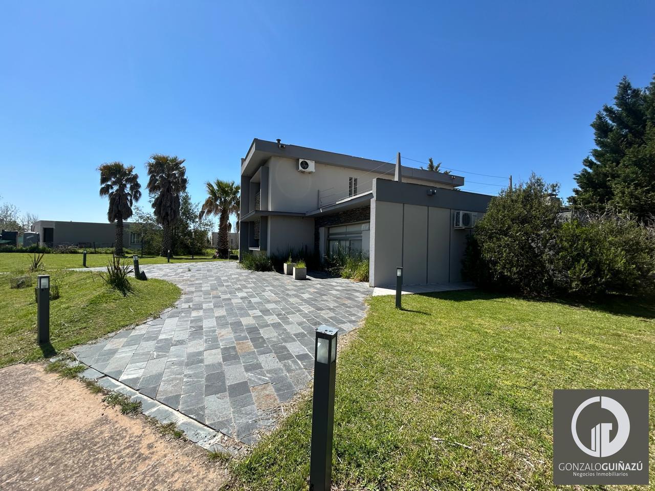 Foto de Casa en Venta , 3 Dormitorios, imagen 4