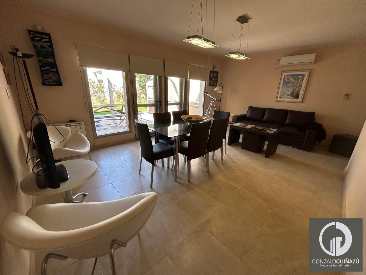 Foto de Casa en Venta , 3 Dormitorios, imagen 1