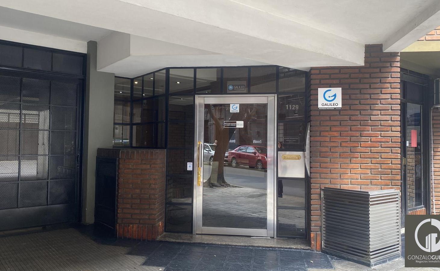 Foto de Departamento Dos Dormitorios Balcón centro, imagen 1