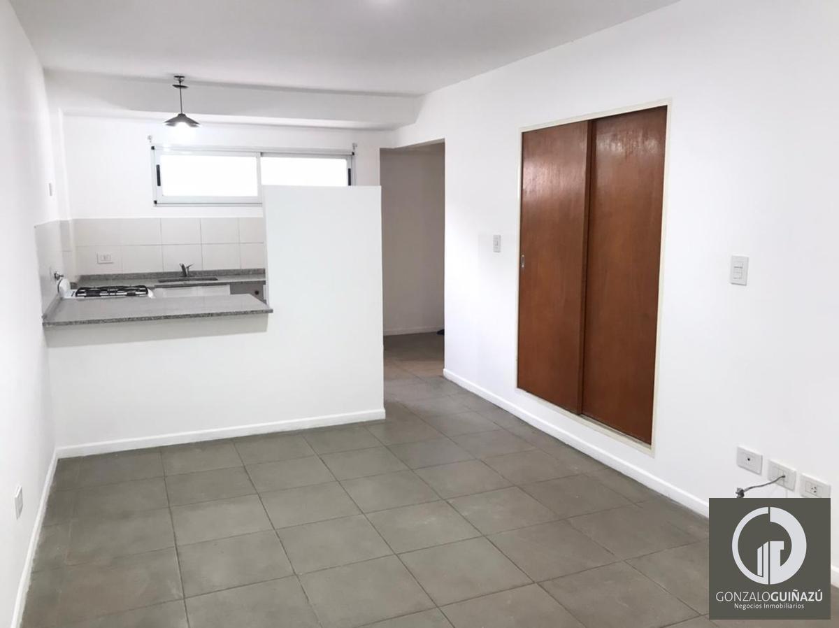 Foto de DEPARTAMENTO ALQUILER MONOAMBIENTE BALCON FRENTE BARRIO MARTIN CENTRO, imagen 2