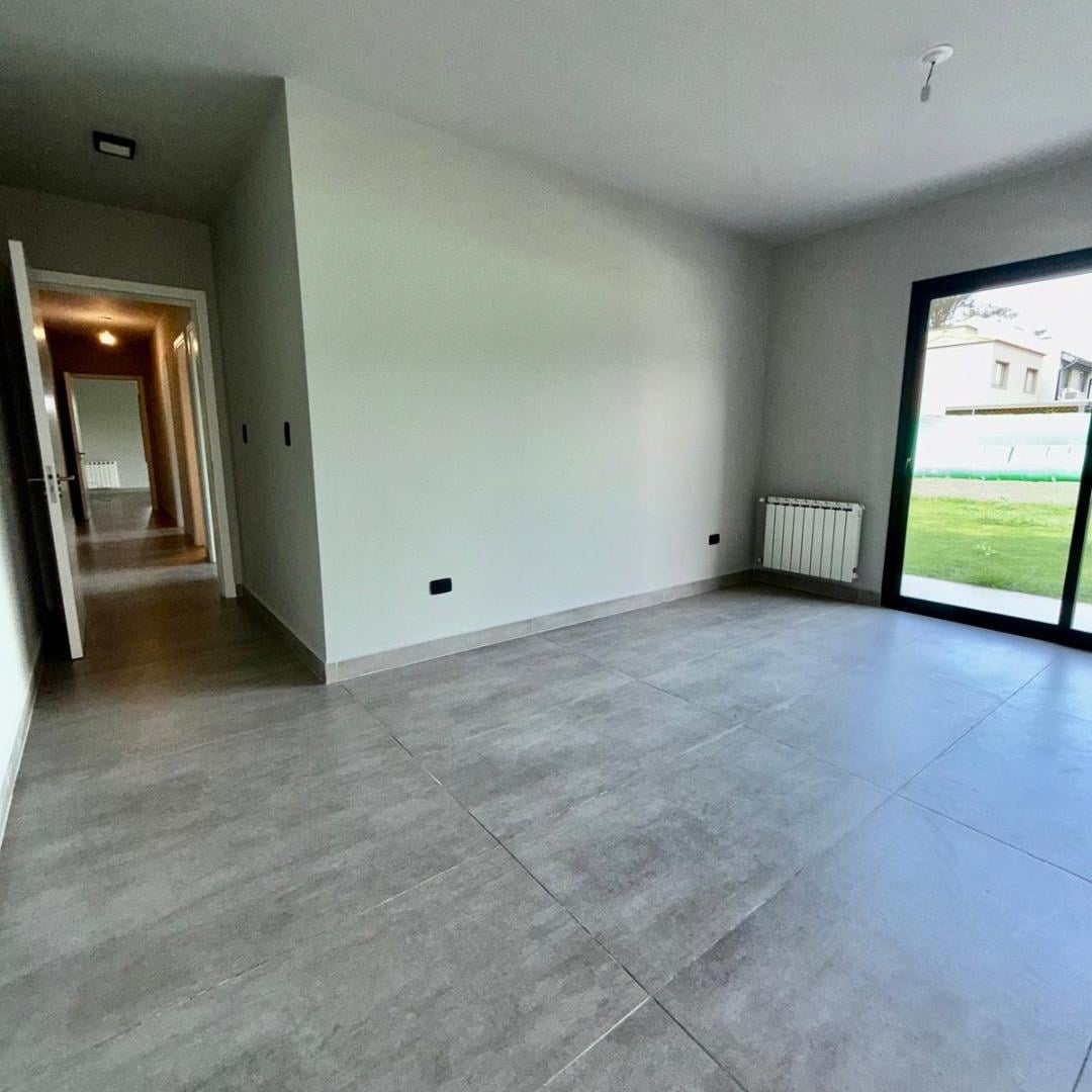 Casa en VENTA en Valle Escondido, B. Santina Norte