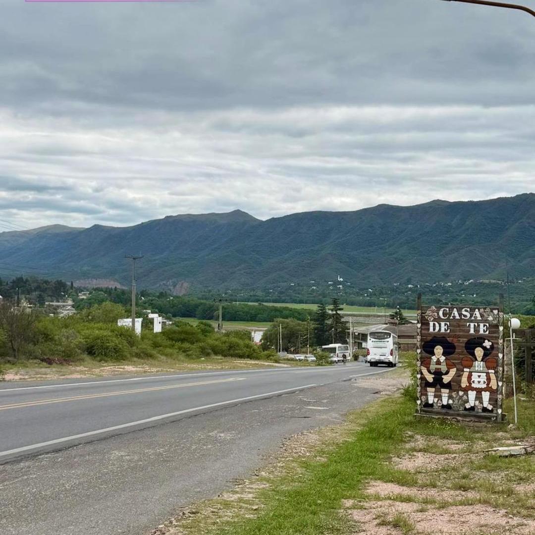 IMPERDIBLE: Más de 2 Hectáreas en VENTA con Salida al Río y Frente a Ruta en Siquiman