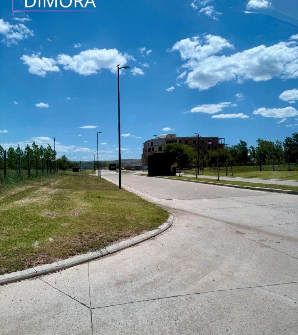 LOTE DE 380 m2 EN VENTA EN BARRIO NUEVO MALAGUEÑO