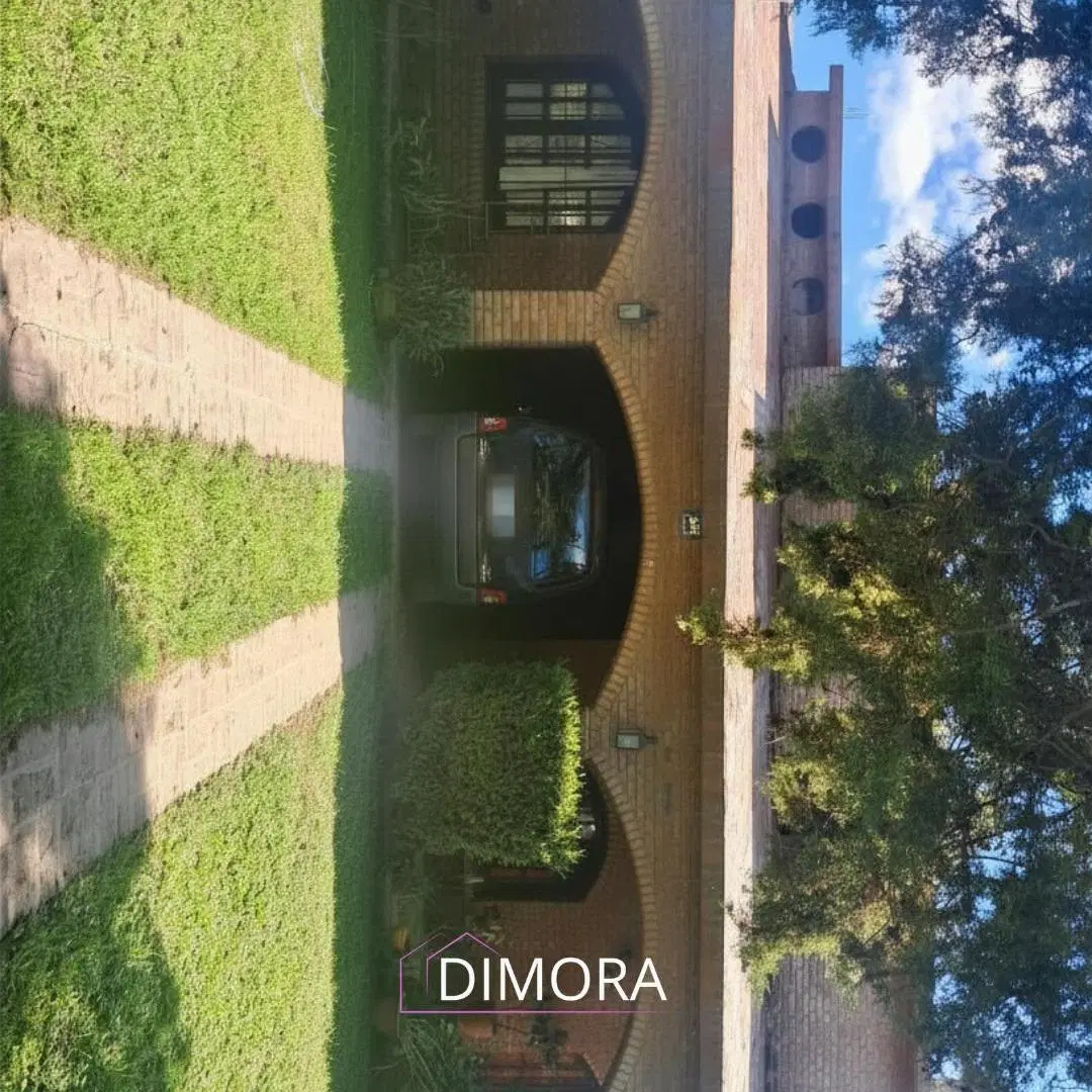OPORTUNIDAD DE INVERSIÓN: CASA + 2 TERRENOS EN VENTA EN VILLA TOTORAL: 1204 M2 TOTAL, 3 DORM Y ¡MAS! 5