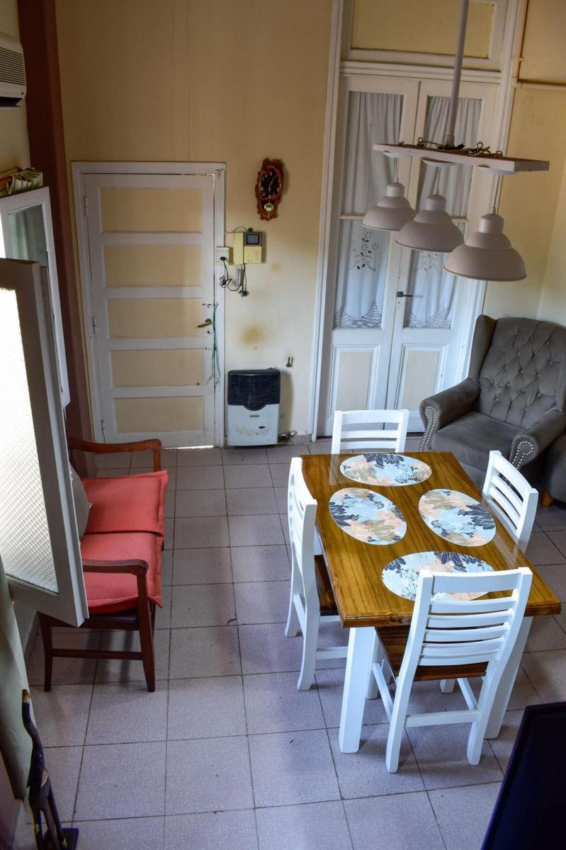 Casa 6 Ambientes en Block en Venta La Boca 1