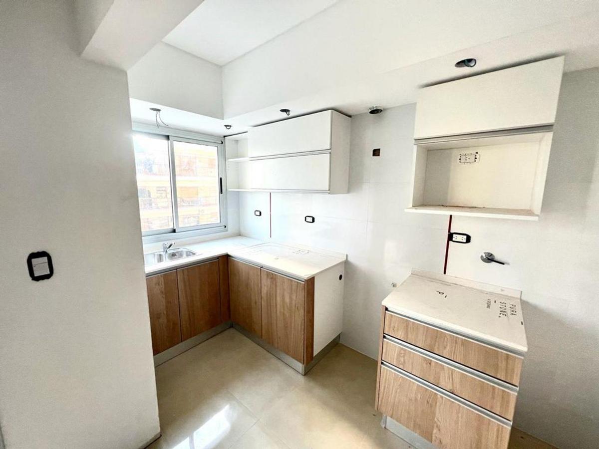 Depto.3 Amb + Balcon Terraza + Blvrd Falcon + Villa Luro 1