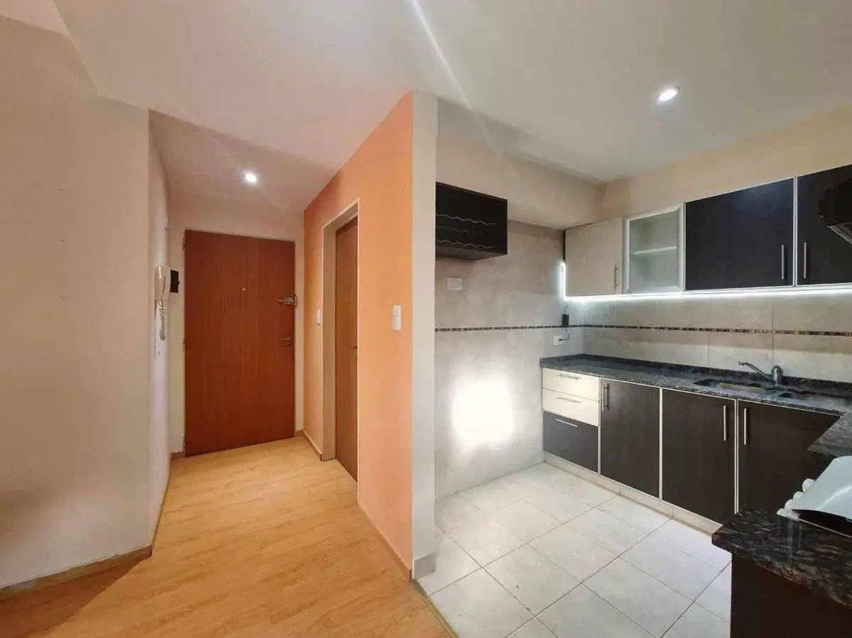 VENTA MONOAMBIENTE / Dorm Sep y Balcón / V. Crespo 2