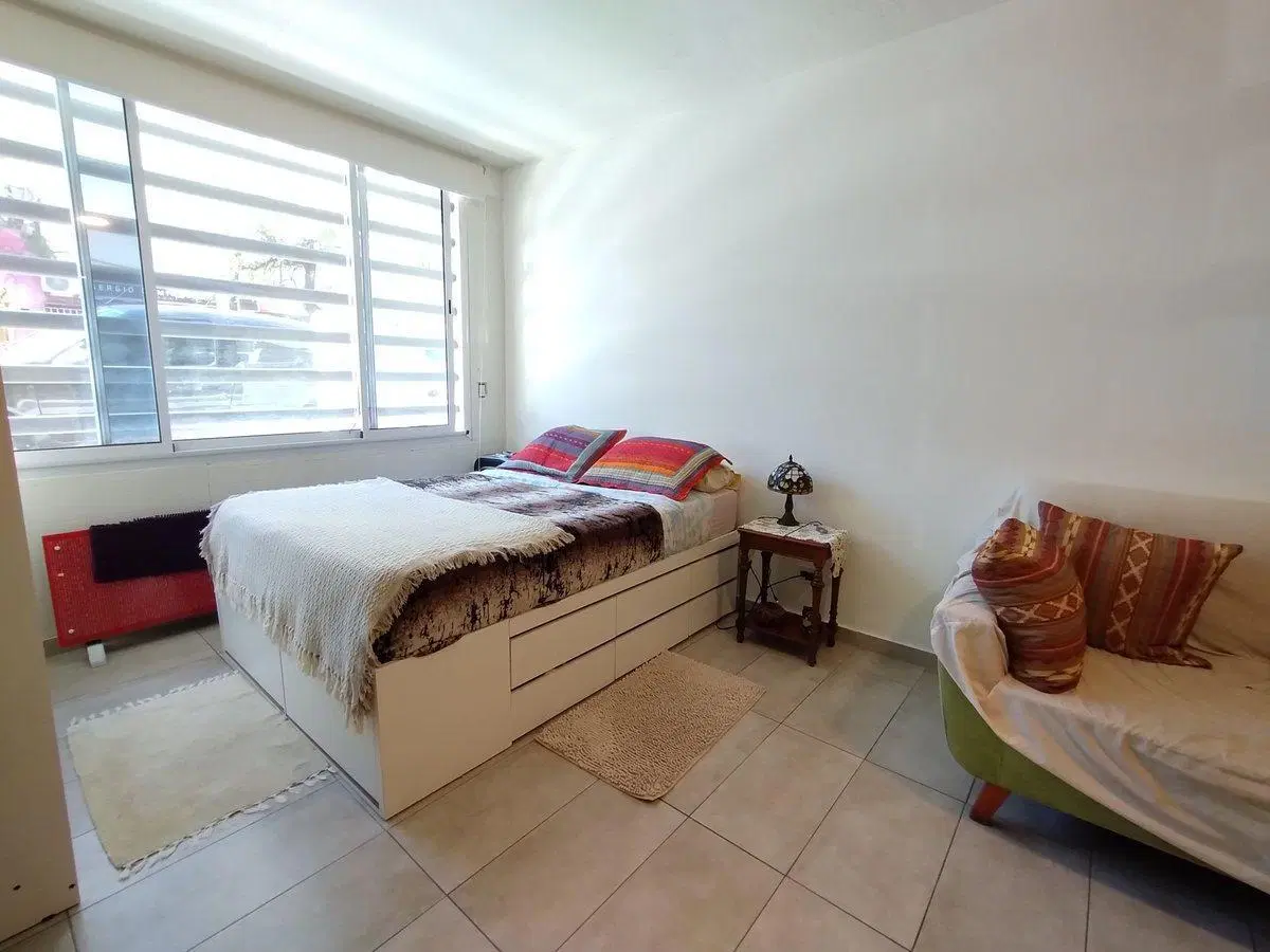 DEPARTAMENTO EN VENTA MONOAMBIENTE EN MONTE CASTRO 4