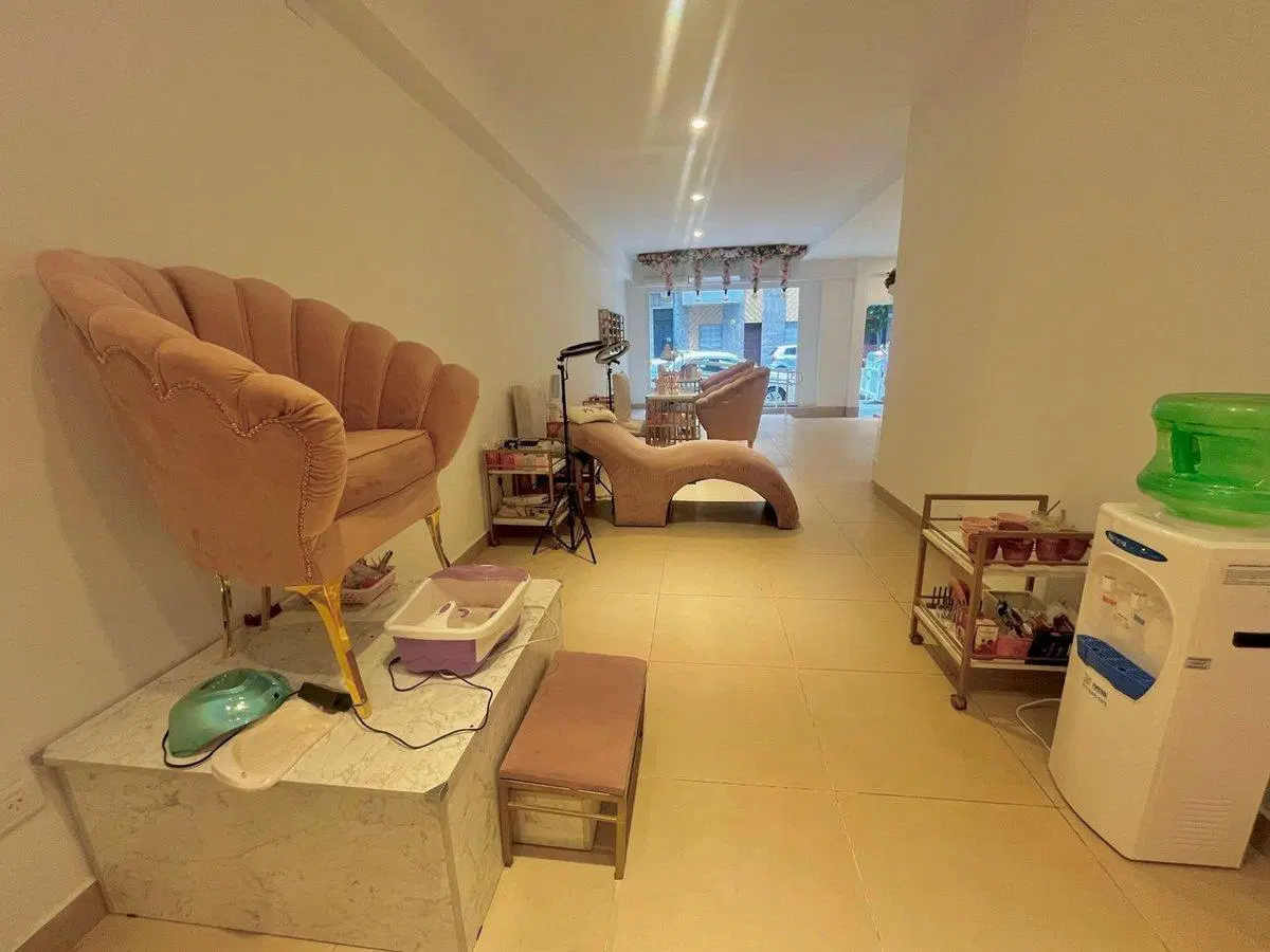 VENTA LOCAL COMERCIAL 64 M2 BARRACAS 2