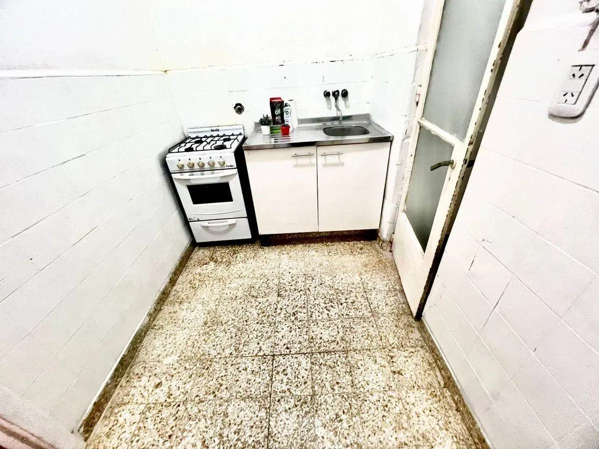 VENTA Dpto 2 amb-Patio-Lumin-Callao y Corrientes 3