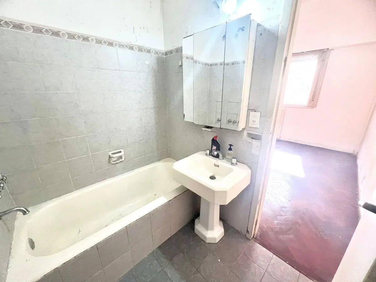 VENTA Dpto 2 amb-Patio-Lumin-Callao y Corrientes 2