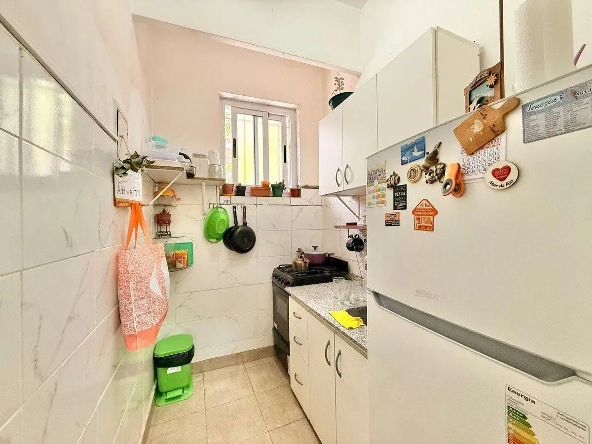 VENTA DPTO. 2 AMB CON PATIO  FLORES GRAN UBICACIÓN 2