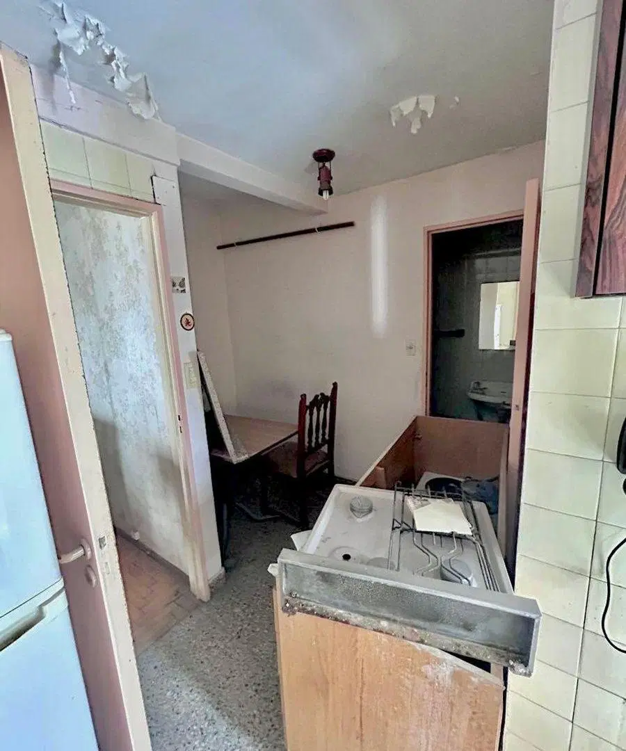 VENTA Dpto 3 amb - a reciclar - balcón - Almagro 4