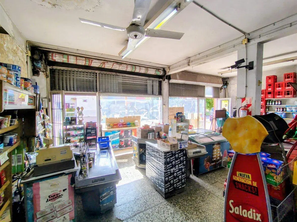 VENTA de Local 200 m² Av Marconi 2200 El Palomar 4