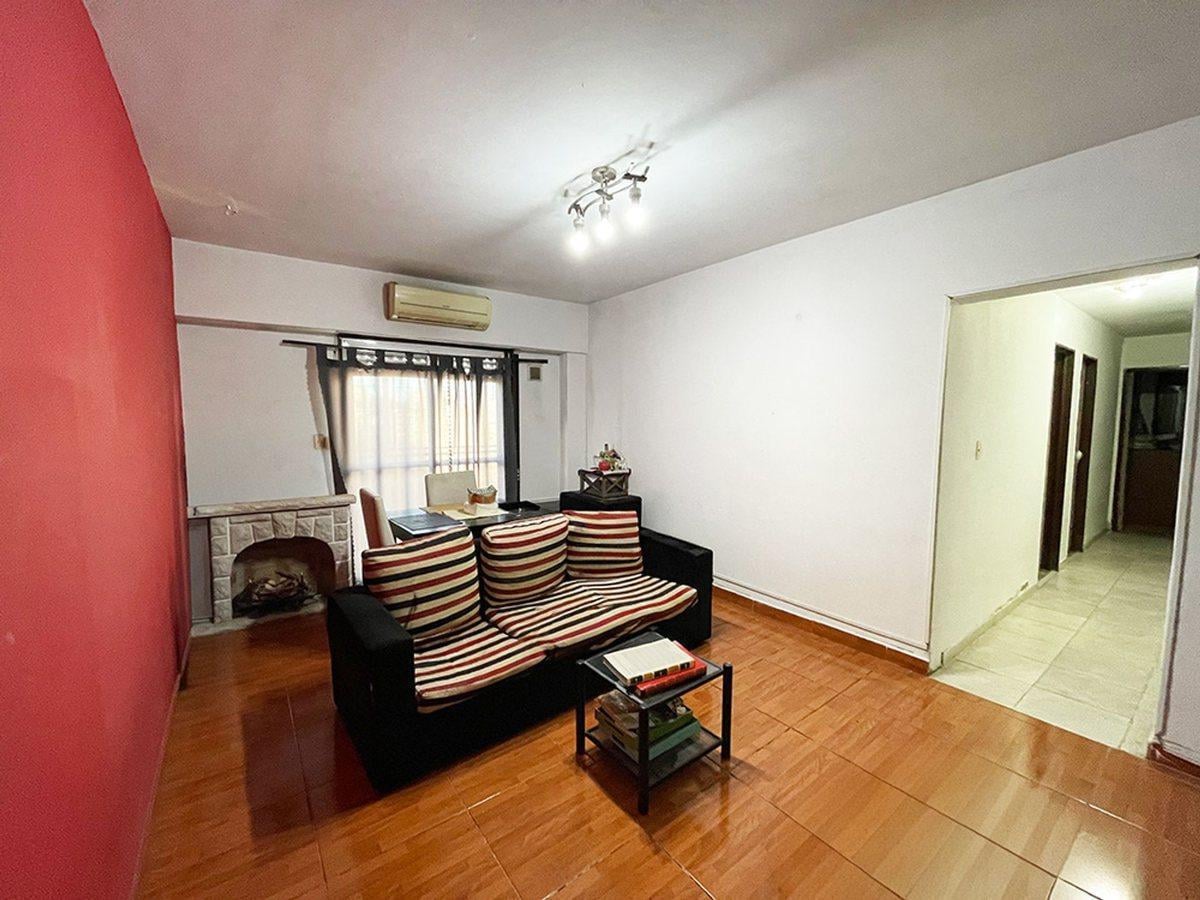 DEPTO 4 AMB. EN VENTA 72 m² PISO ALTO VILLA LUGANO