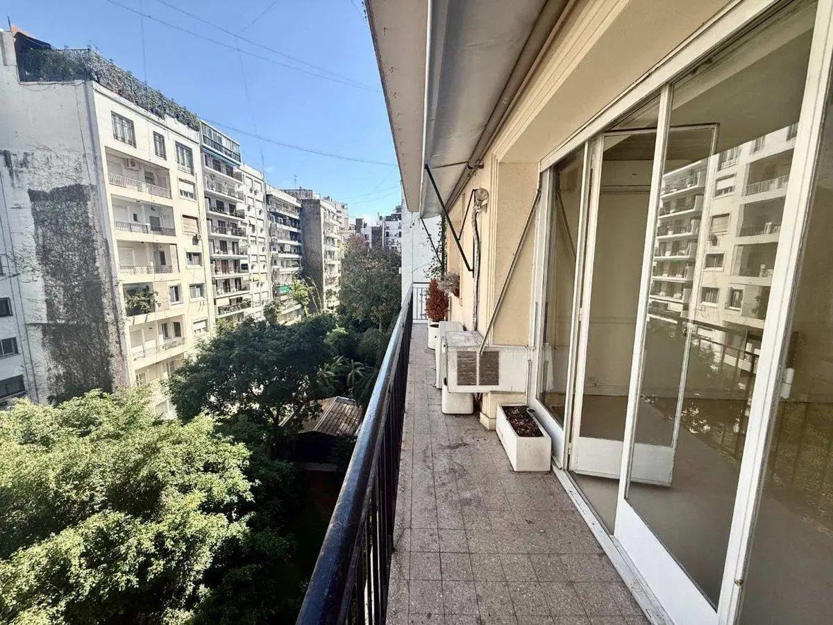 ALQUILER DPTO 4 AMB RECOLETA C BALCON Y COCHERA 2