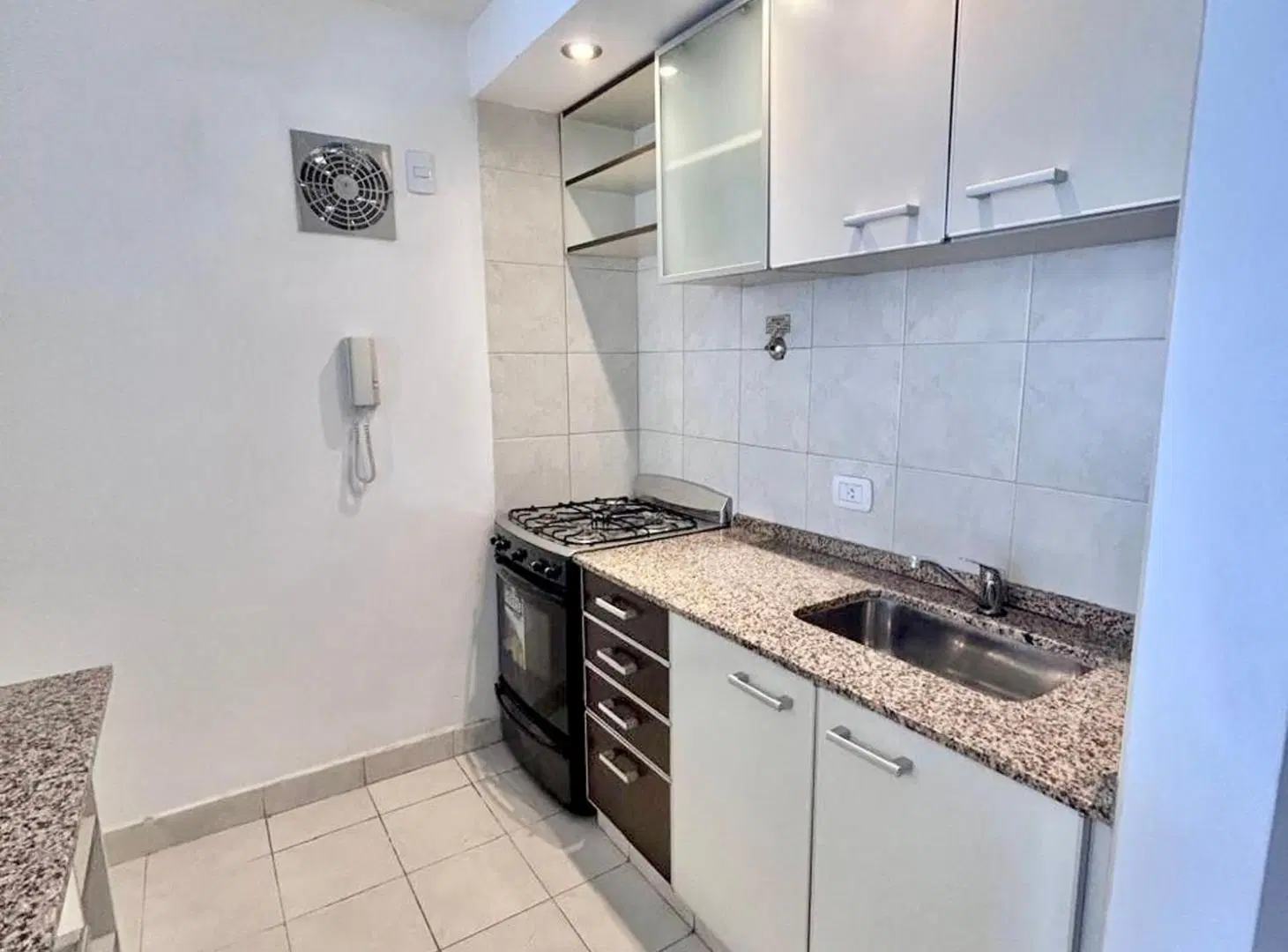 ALQUILER Dpto 1 1/2AMB-COCHERA - pileta-laundry 3