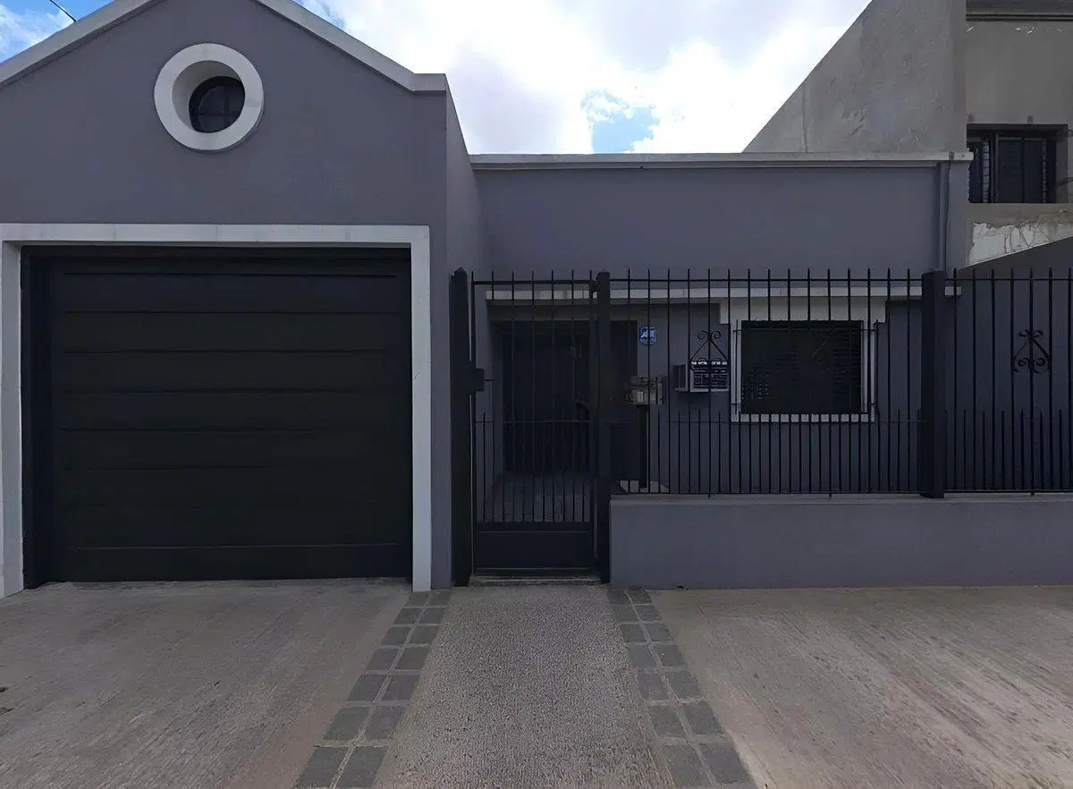 Casa de 5 ambientes en venta en Lanus Impecable!!! 2