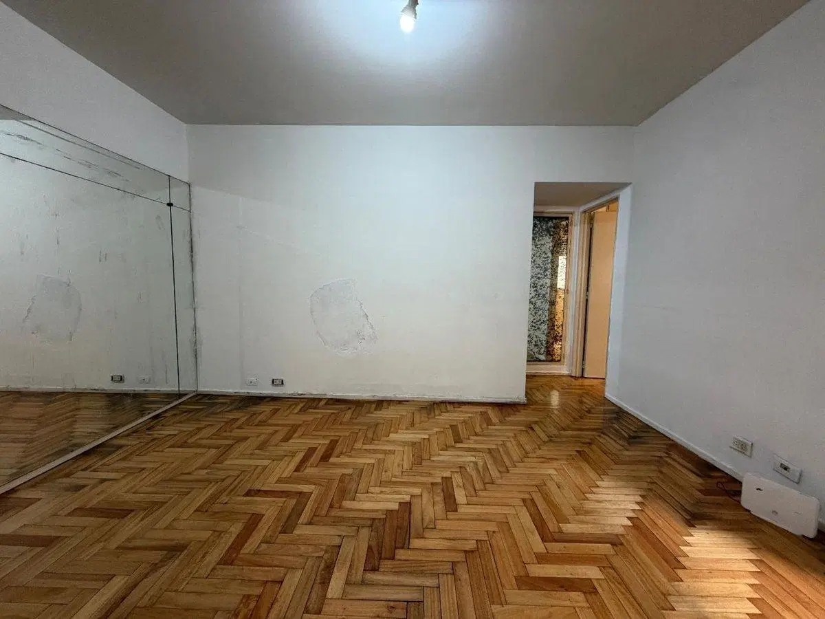 Venta Departamento 2ambientes lateral Barrio Norte 4