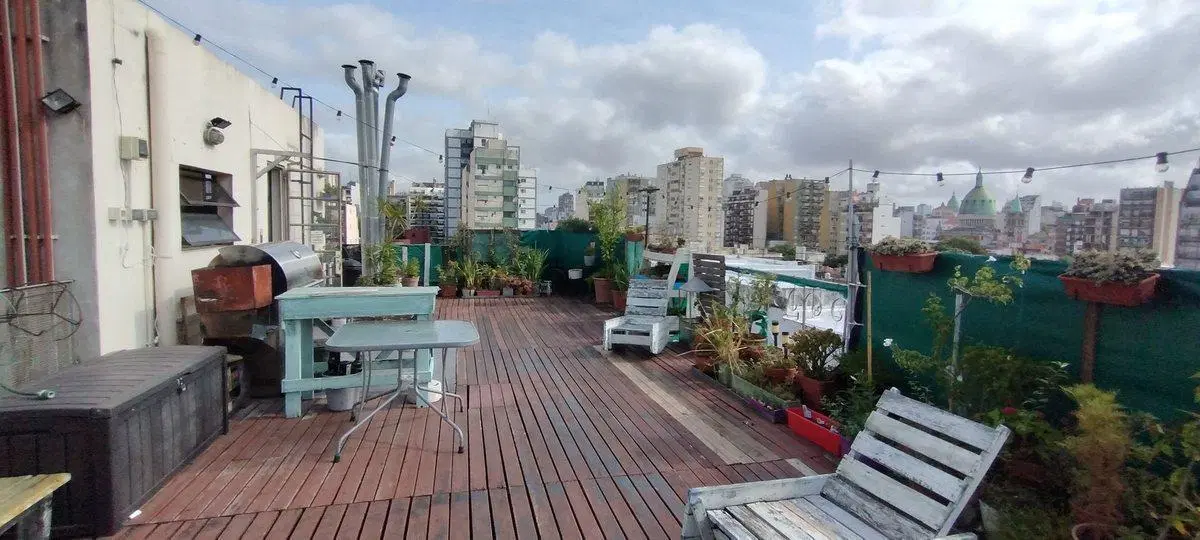 VENTA- 2 AMBIENTES- BALVANERA- CON PATIO Y TERRAZA 2