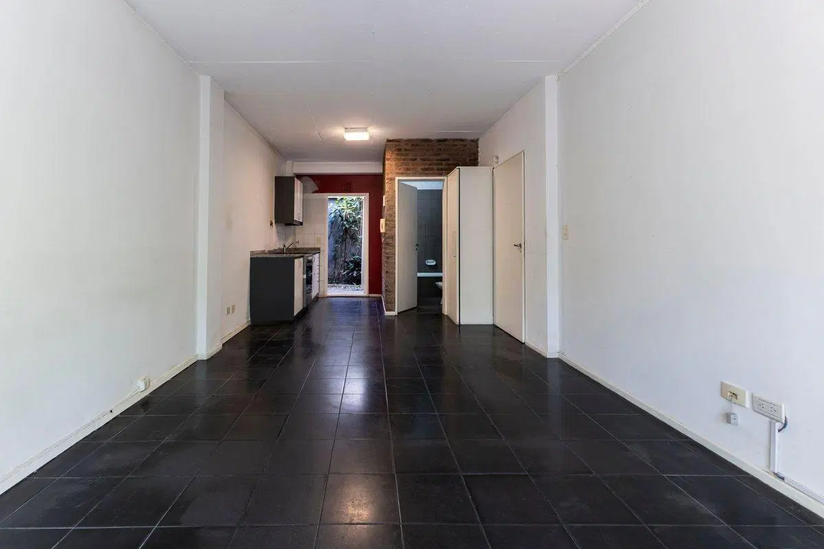 Monoambiente en Venta con Jardín en Villa Crespo 4