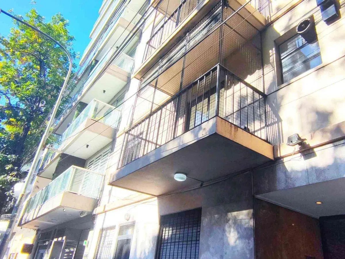 ALQUILER DEPARTAMENTO 2 AMBIENTES ALMAGRO LUMINOSO 5