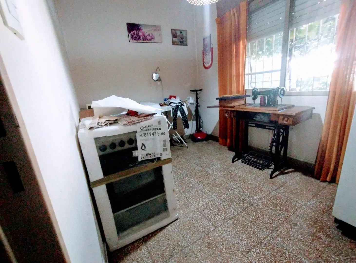 CASA 4 AMBIENTES VILLA LUZURIAGA FONDO PARRILLA 3