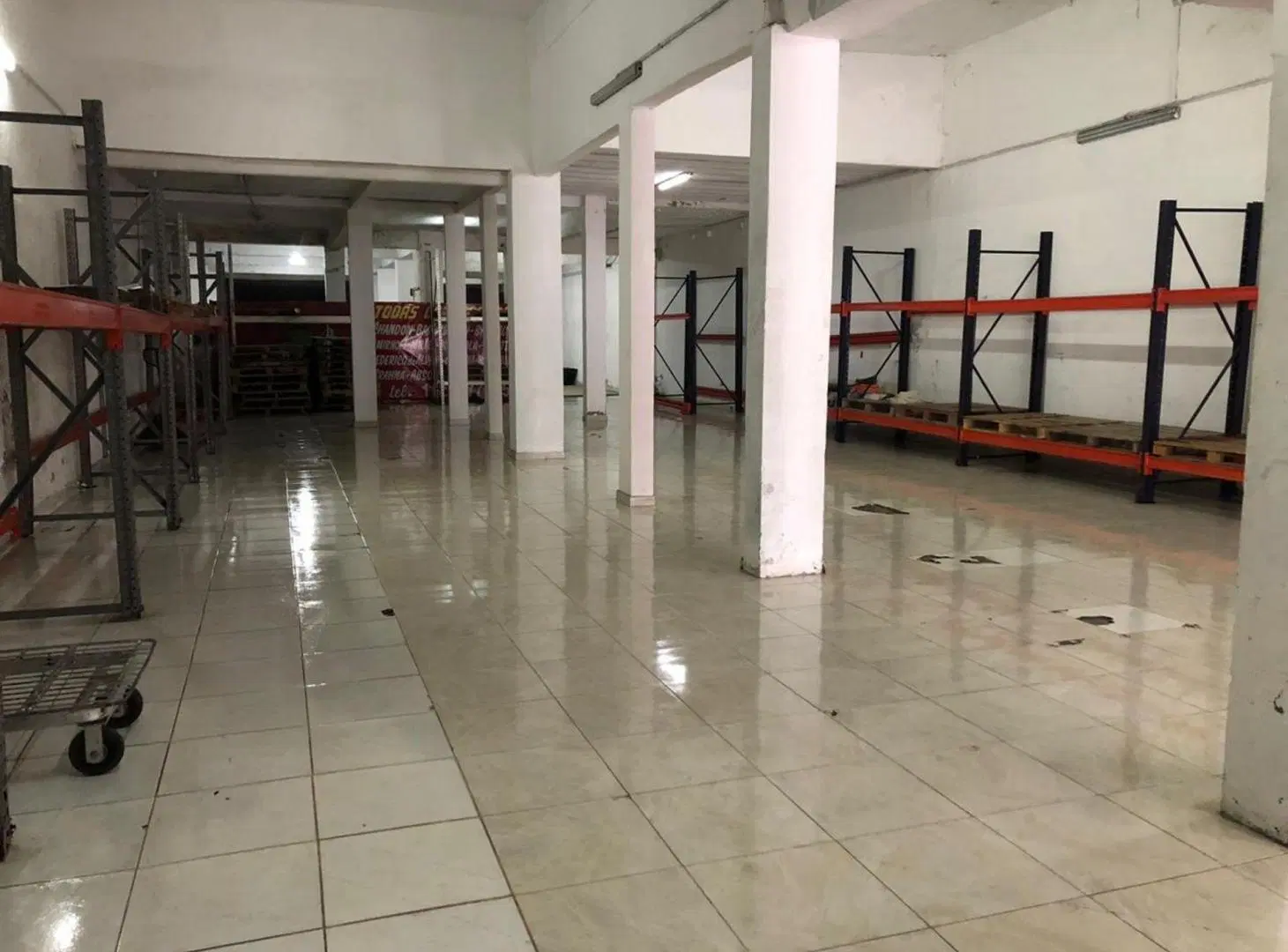 LOCAL DEPOSITO 2200M2GONZALEZ CATAN MAS 4 DUPLEX 4
