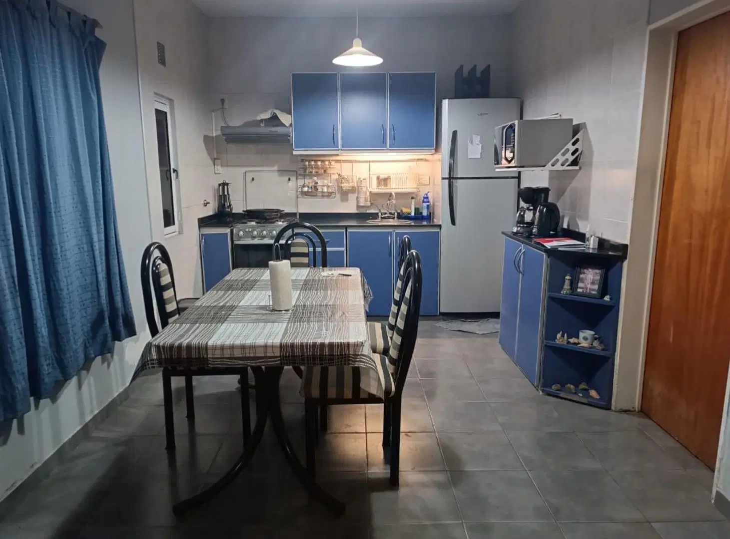 CASA,4 UNIDADES, VENTA,PQUE.AVELLANEDA,LOTE PROPIO 3