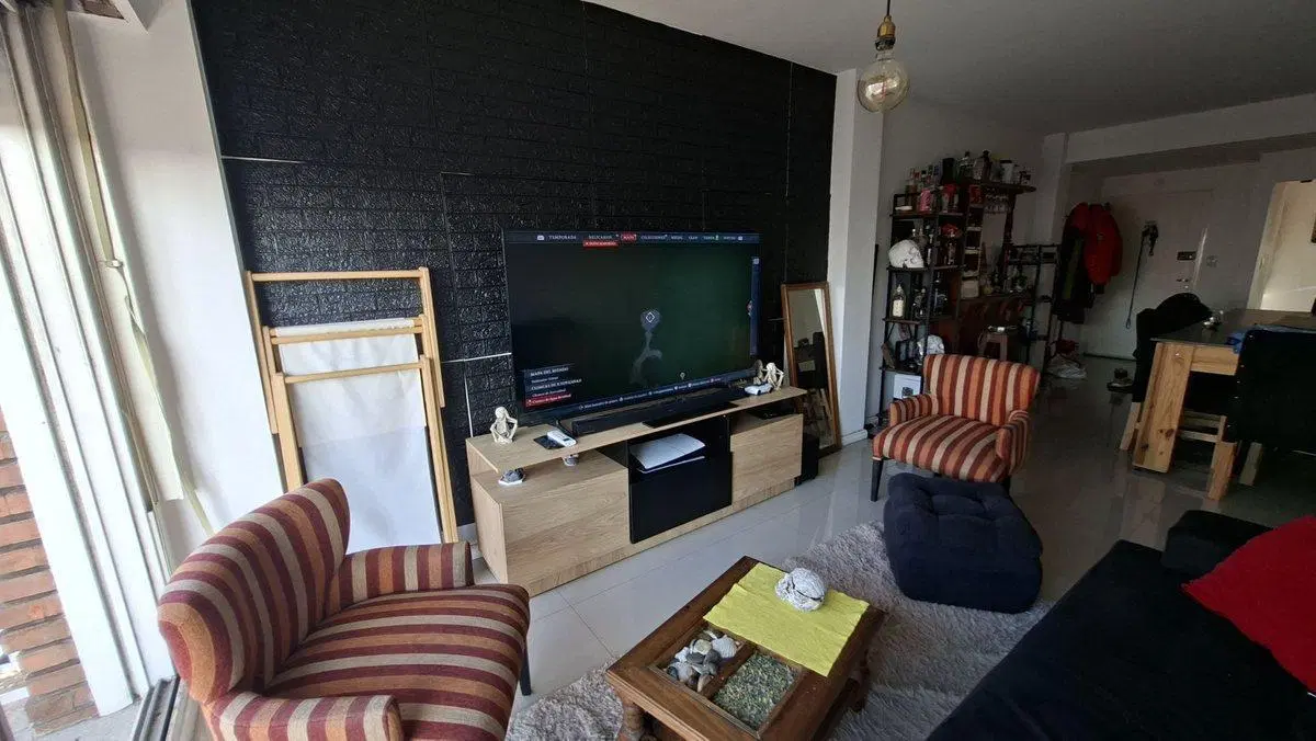 Venta  Departamento 4 ambientes sobre Av. Mitre 2