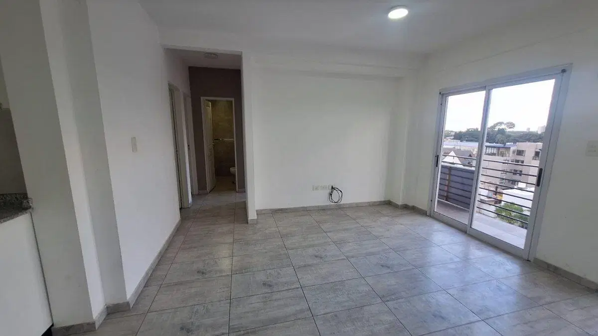VENTA DEPTO 4 AMB,WILDE,AVELLANEDA BALCON, COCHERA 4