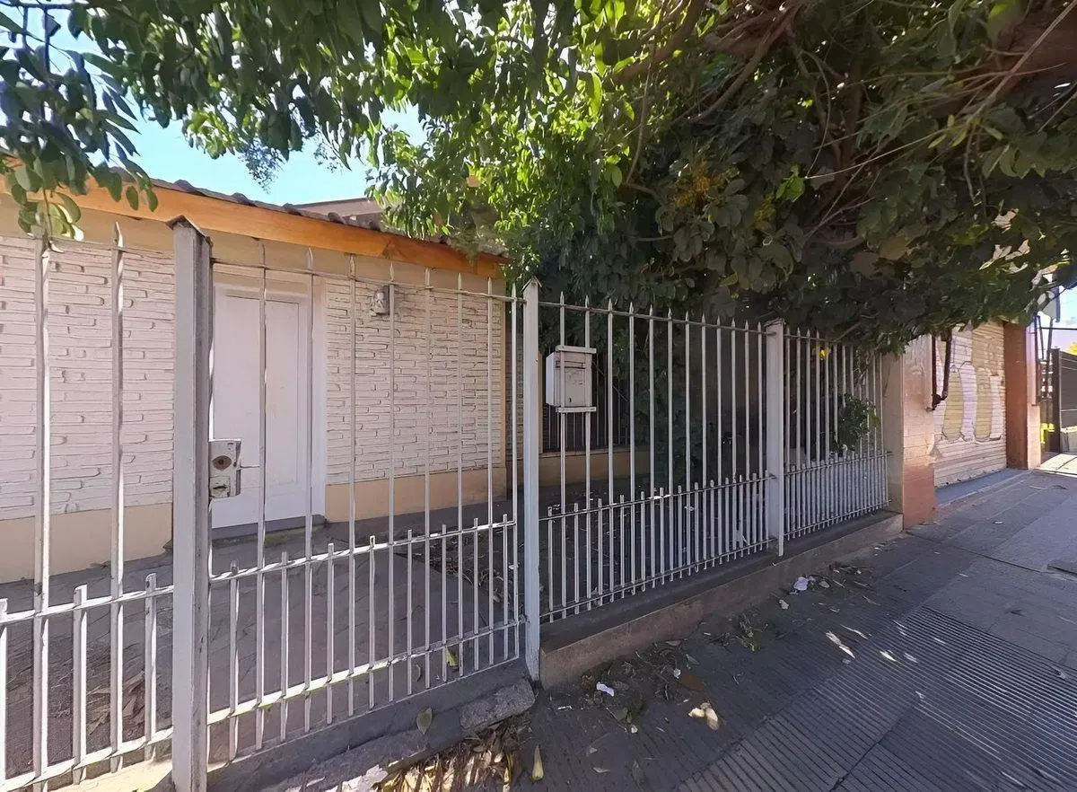 Venta casa y local comercial en Villa Tesei 4 amb. 3