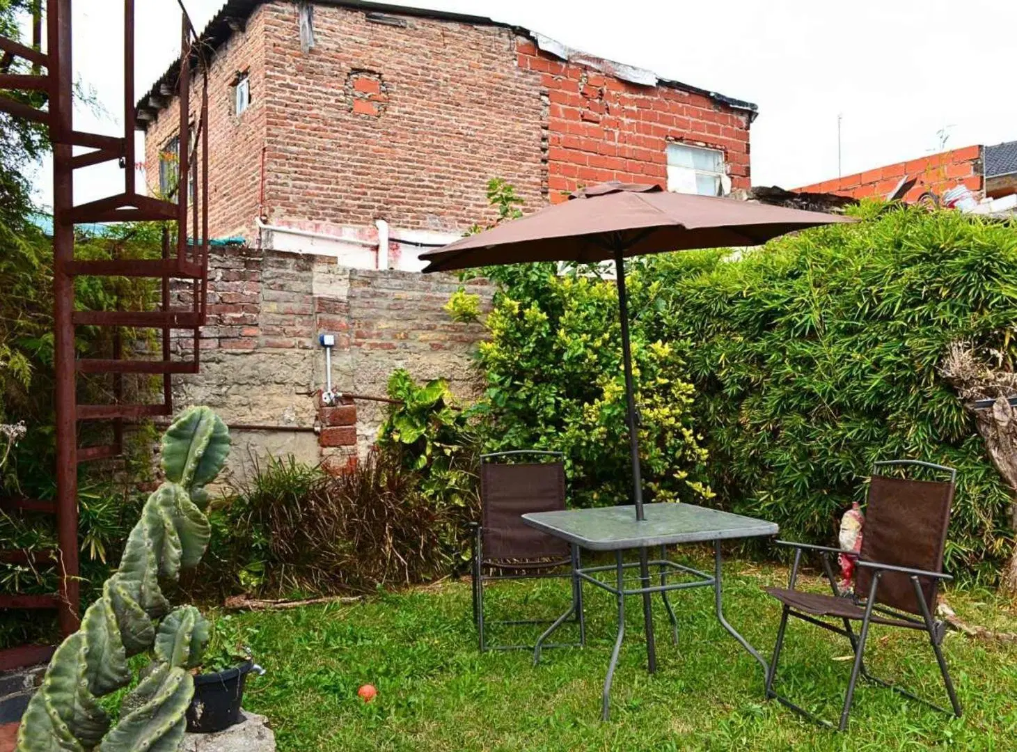 CASA 4 AMB. VENTA,SAN ANDRÉS, C/JARDÍN,LOTE PROPIO 4
