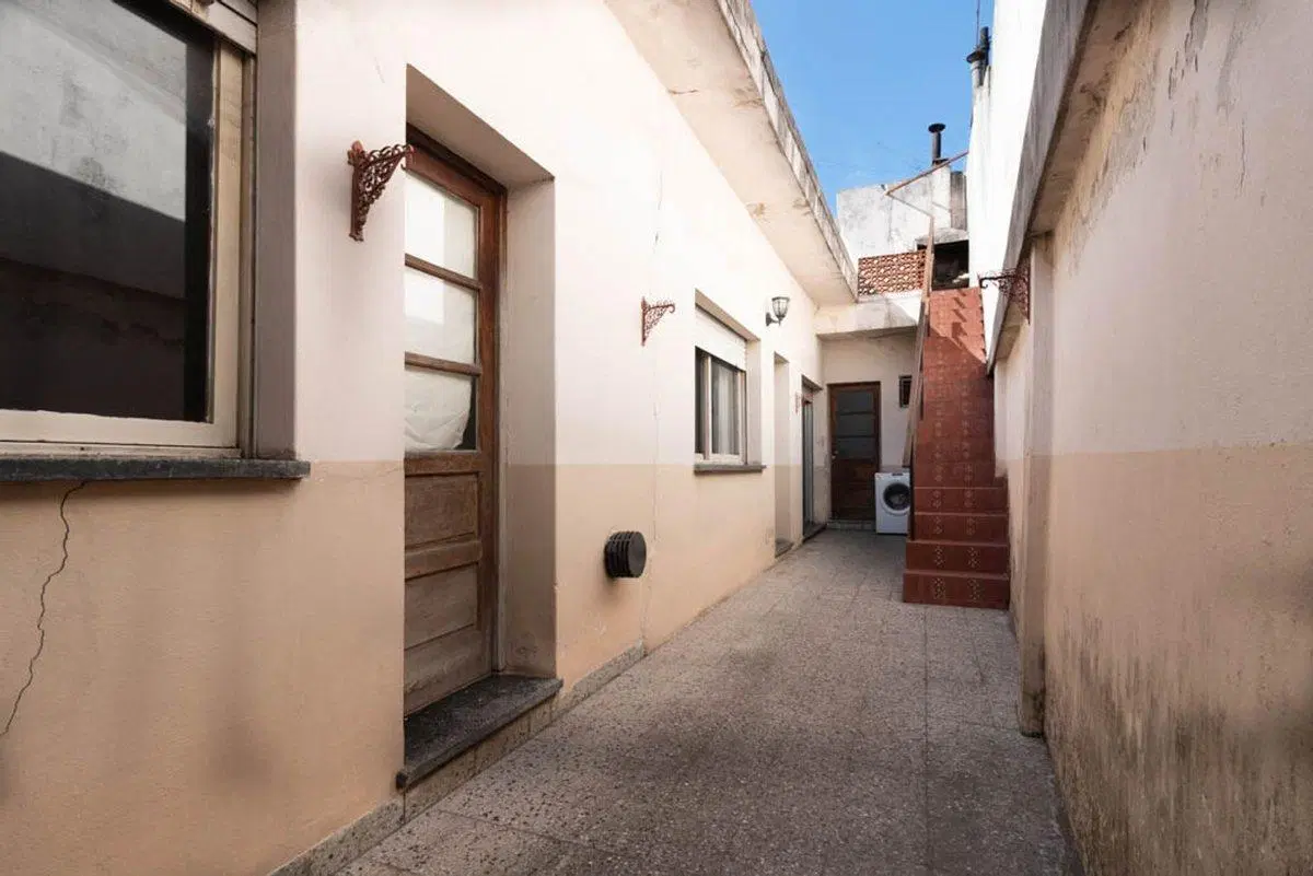 VENTA- CASA LOTE PROPIO- 4 AMBIE- PARQUE PATRICIOS 5