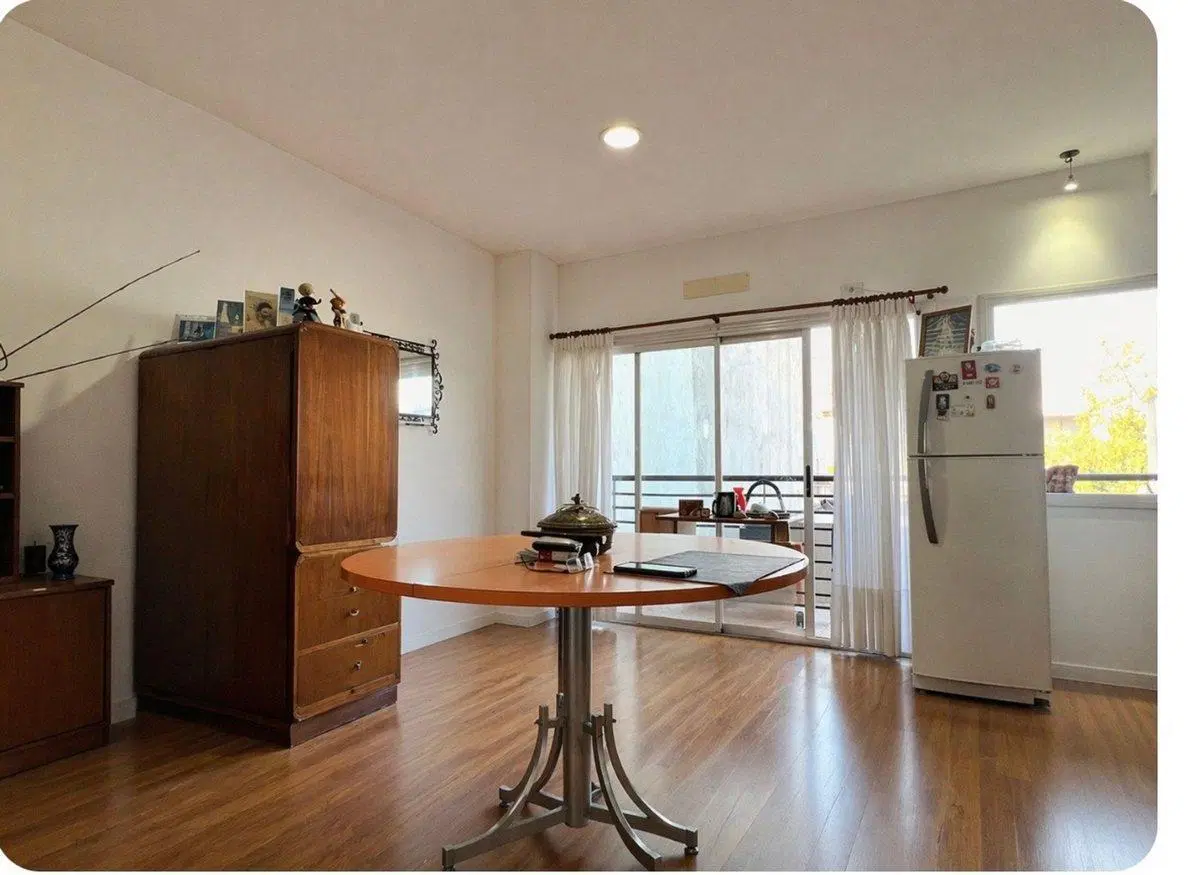 Venta monoambiente Parque Patricios con balcón 3