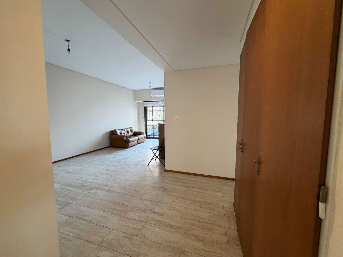 Venta Semipiso 3 amb al frente 5º Piso, Liniers 5