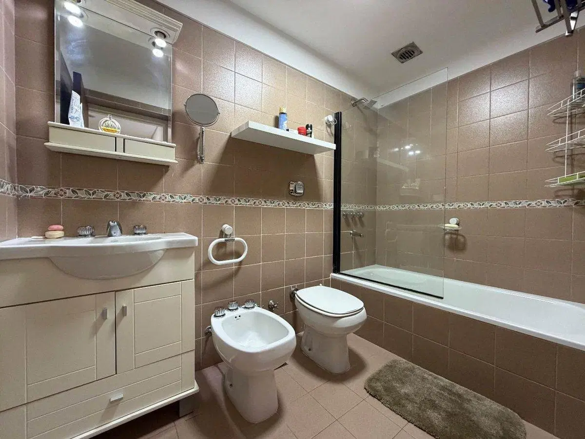 Venta Semipiso 3 amb al frente 5º Piso, Liniers 5