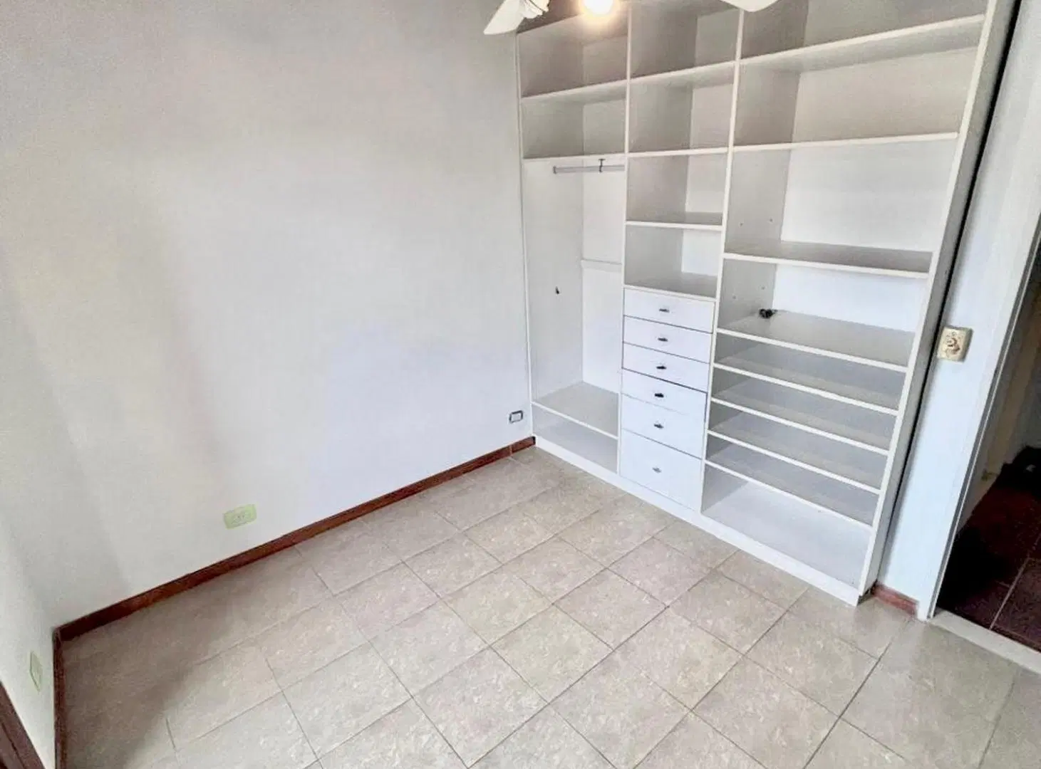 VENTA PH 6amb - patio - cochera - V. del Parque 3
