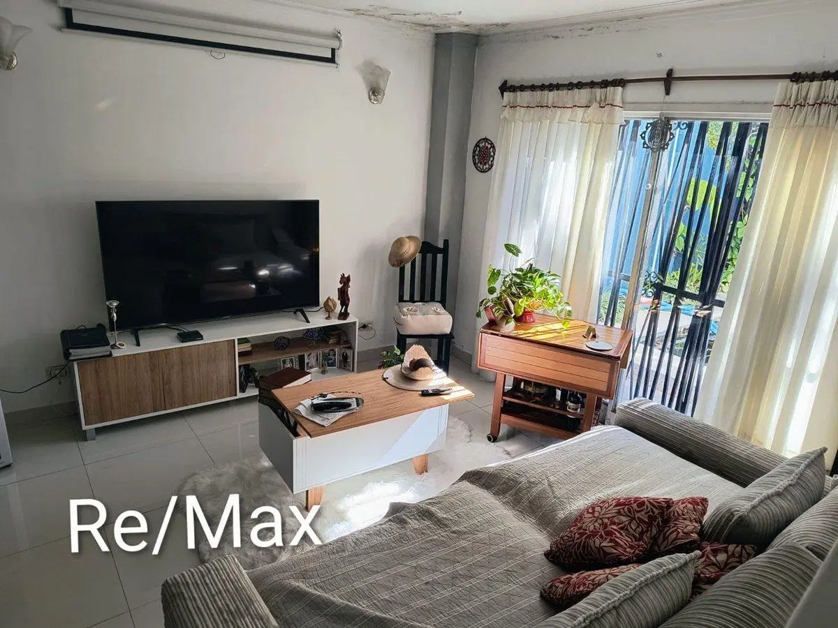 CASA 4 AMBIENTES VILLA LUZURIAGA + DTO 2- PILETA 3