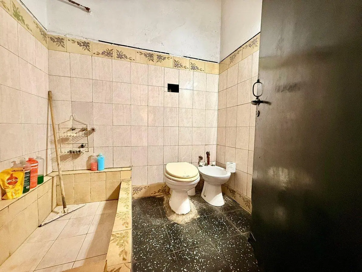 VENTA CASA A REFACCIONAR EN LOTE 329 M2 MATADEROS 5