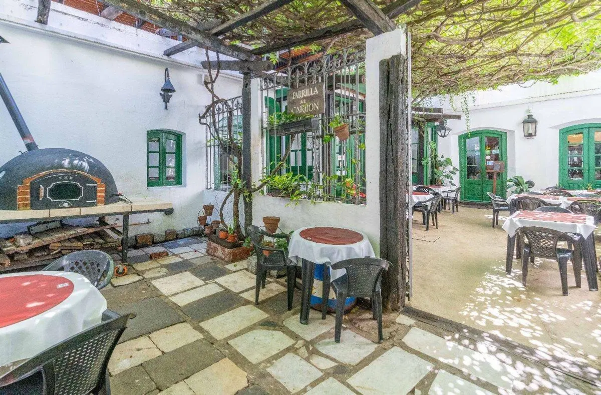 VENTA PROPIEDAD HISTORICA UNICA CON RESTO Y MUSEO 4