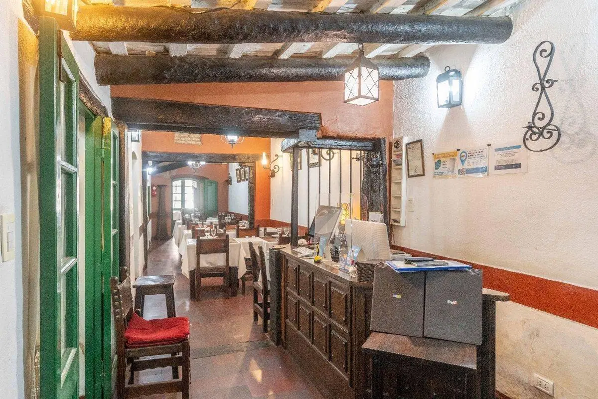 VENTA PROPIEDAD HISTORICA UNICA CON RESTO Y MUSEO 3