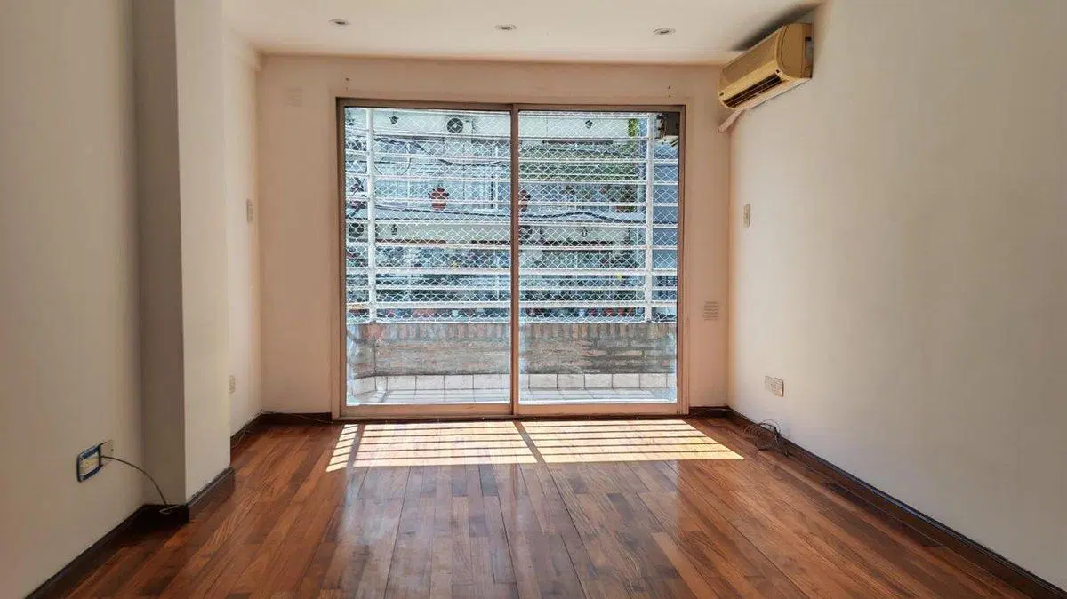 VENTA- 3 AMBIENTES-APTO CREDITO- CABALLITO- BALCÓN 3