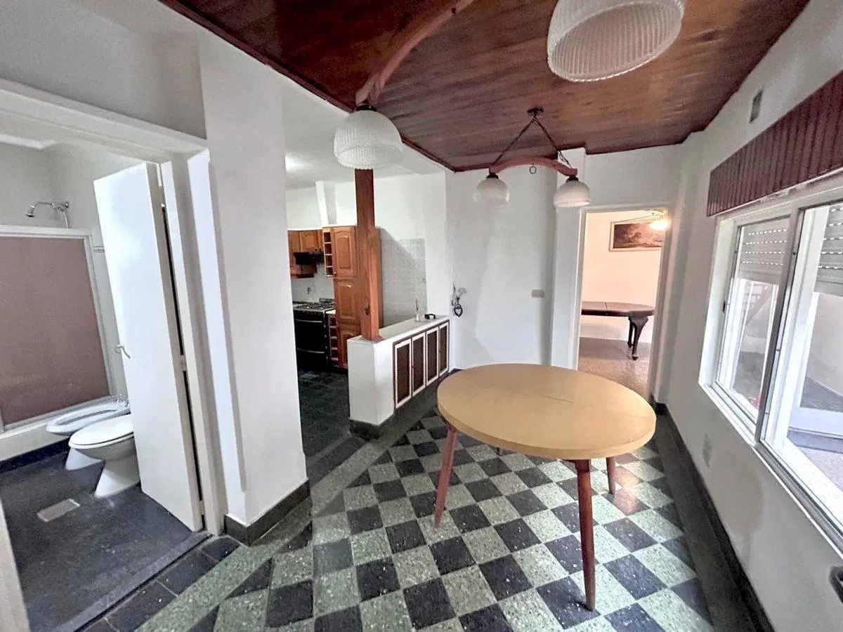 VENTA PH 3 amb patio - terraza - parrilla - Flores 4