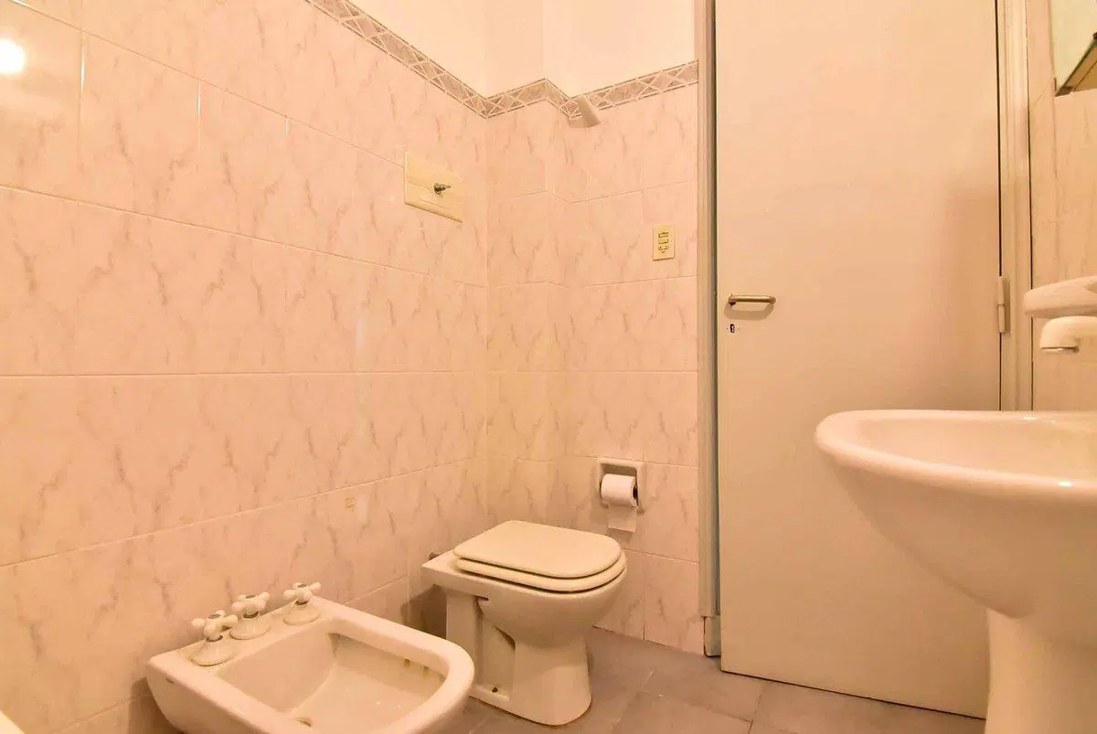 Venta Departamento 3 amb Balvanera Apto prof 5