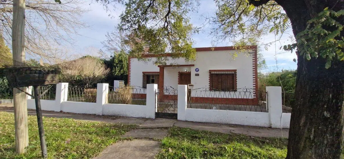 VENTA CASA C/ PILETA QUINCHO C SPEGAZZINI  EZEIZA 4