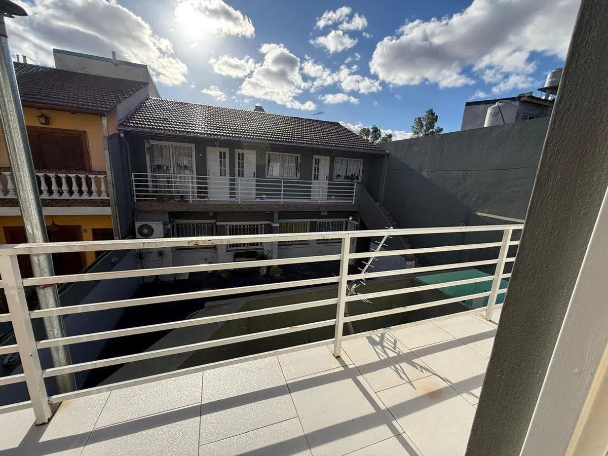 DEPARTAMENTO 2 1/2 AMBIENTES SAN JUSTO DOS BALCON 4