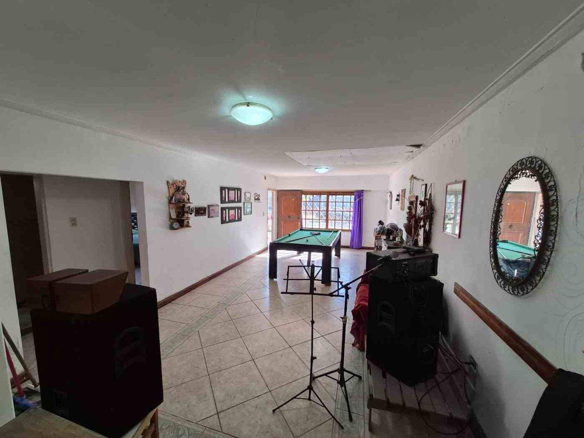 Foto de CASA- LOTE PROPIO- 2 VIVIENDAS- GARAGE- BANFIELD, imagen 3